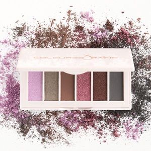 COLOURED RAINE COSMETICS Vineyard Soirée Palette